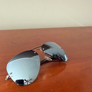Ray-Ban Black and Silver Aviator Sunglasses